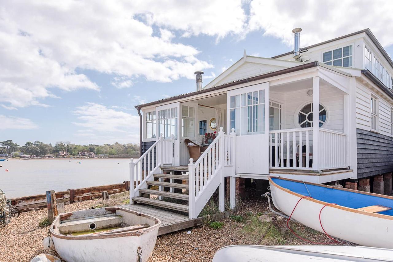 The Boathouse In Felixstowe Ferry - Stunning Waterfront Property Экстерьер фото
