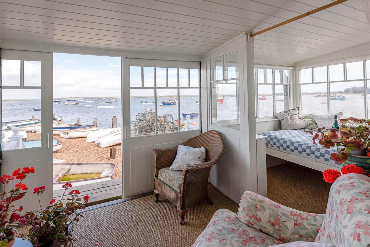 The Boathouse In Felixstowe Ferry - Stunning Waterfront Property Экстерьер фото